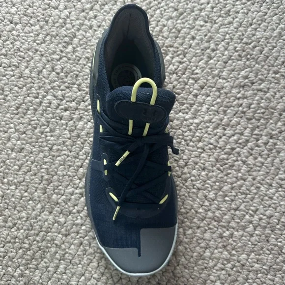 Steph Curry 6 International Boulevard Under Armour Basketball Shoes
